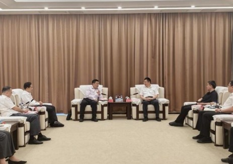 王锐兵拜会平潭管委会主任黄建波