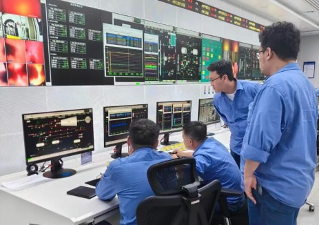 華能古雷熱電廠1號<em>汽輪發電機</em>順利并網運行