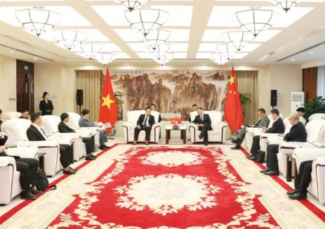 薛丹峰會見<em>越南</em>中南集團總經(jīng)理阮心進