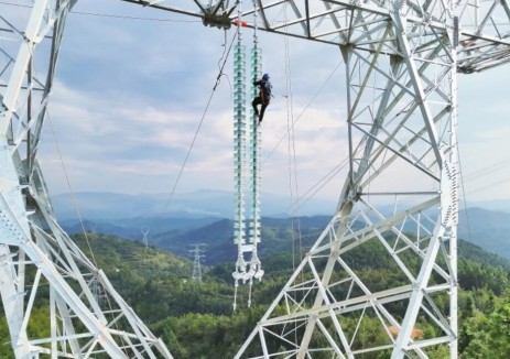 “黔电送粤”关键线路完成防冰改造