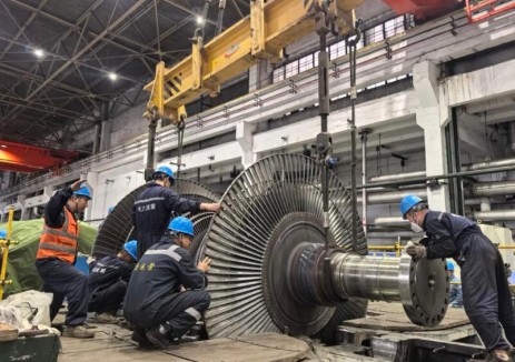 陜投集團渭河發(fā)電#4機組大修收官 實現(xiàn)點火、沖轉(zhuǎn)、并網(wǎng)三個一次<em>成功</em>