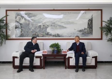 中鐵二十一局汪新立與甘肅鐵投集團黨委書記、董事長趙四輩舉行會談