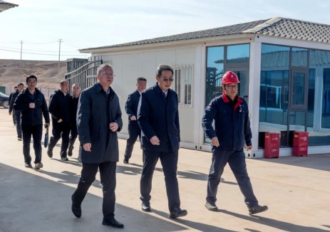 新疆生產(chǎn)建設(shè)兵團(tuán)黨委常委、副司令員李永紅調(diào)研指導(dǎo)中新建電力兵準(zhǔn)園區(qū)6×66萬(wàn)千瓦<em>煤電項(xiàng)目</em>高質(zhì)量建設(shè)