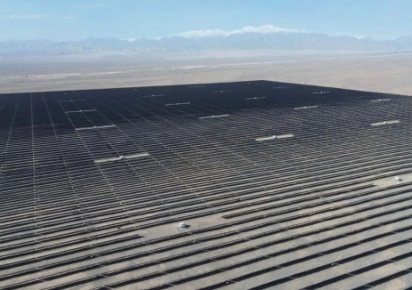 500MW！科华数能护航英吉沙从"沙害"到"绿能"华丽转身