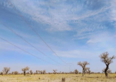 新疆環(huán)塔里木盆地<em>輸變電工程</em>“圓”滿投運