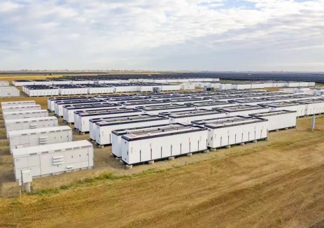 <em>阿特斯</em>斬獲美國(guó)德州66兆瓦時(shí)儲(chǔ)能訂單