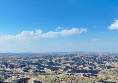 宁夏中卫300万千瓦光伏基地EPC总承包项目首批并网发电