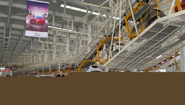 埃及客商到躍迪<em>汽車(chē)</em>洽談合作