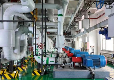 全國首臺套350兆瓦超超臨界機組<em>全力</em>保障冬季供暖