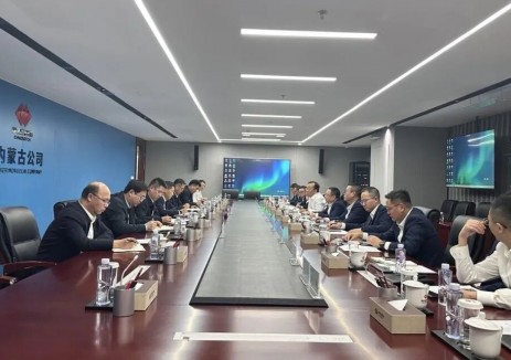 圍繞<em>新能源項(xiàng)目</em>建設(shè)！劉增強(qiáng)拜訪國家能源集團(tuán)內(nèi)蒙古公司黨委副書記、副董事長宮建輝