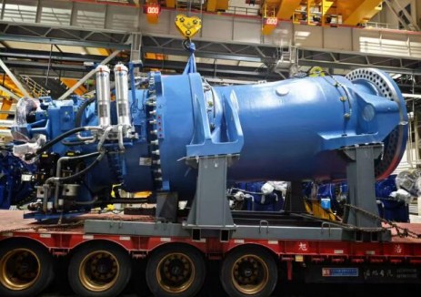 包頭風電公司首臺風電齒輪箱成功下線發貨！