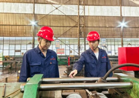 川煤集團(tuán)嘉華機(jī)械攀枝花礦機(jī)公司：“雙線”并進(jìn)筑牢四季度<em>安全</em>屏障