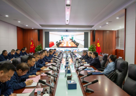 徐鹏程到装备集团调研指导工作