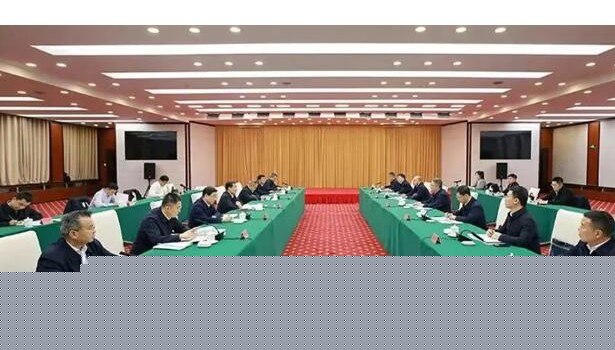 中國<em>中煤</em>與新疆維吾爾自治區(qū)黨委、自治區(qū)政府舉行工作會談