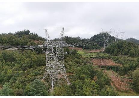 中國(guó)能建<em>云南</em>火電承建的貴州烏撒至奢香第二回500千伏線路工程（標(biāo)段一）投運(yùn)