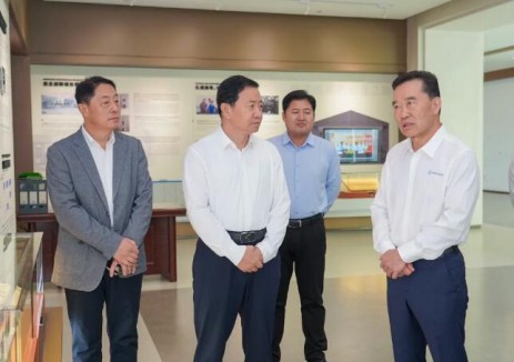 内蒙古通辽市委副书记、市长奇·达楞太到明阳考察调研