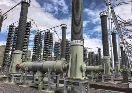 卡麦换流站交流系统成功带电，金上-湖北特高压工程建设迈出关键一步
