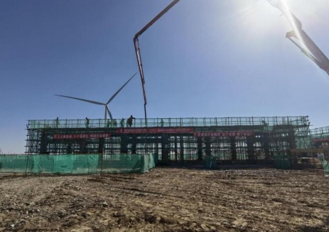 國(guó)家電投鋁電公司中衛(wèi)香山1至3期“以大代小”150兆瓦增容項(xiàng)目<em>輸變電</em>工程封頂