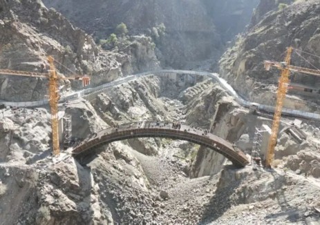 <em>巴基斯坦</em>達蘇水電站Looter拱橋合龍