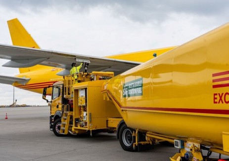 DHL快递与菲利普斯66签署多年期协议，推动可持续航空燃料应用