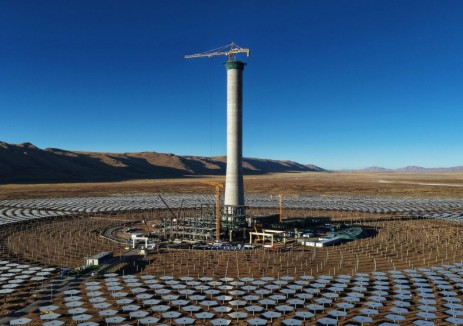 全球海拔最高光热塔式项目吸热塔封顶