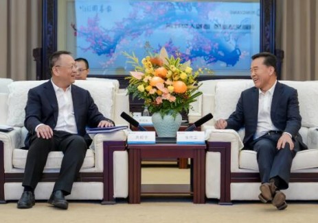 交通銀行廣東省分行黨委書記、行長黃韶宇到訪明陽集團