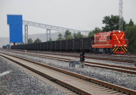 陜煤運銷(xiāo)集團紅石峽公司站內累計運量突破200萬(wàn)噸