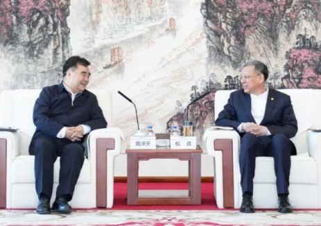 中国能建与庆阳共商深化合作