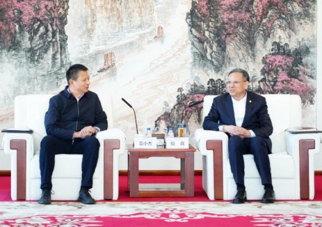 倪真与北京朝阳区委书记吴小杰、区长聂杰英会谈