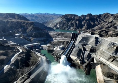 青海羊曲水电站：黄河上游的“绿色引擎”