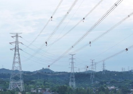 “疆电入渝”工程配套500千伏渝岳线建成投运