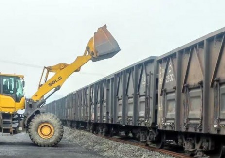 川煤集團國新聯(lián)程宜賓公司成功開通煤炭貿(mào)易 “水轉(zhuǎn)鐵” 運輸新模式