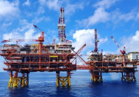 绿色+智能，南海东部油田最大注水开发平台完工！