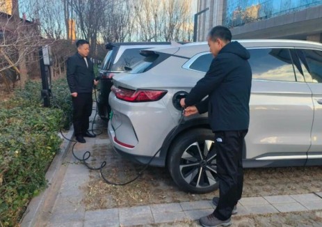 太原煤气化公司新能源汽车充电站正式启用