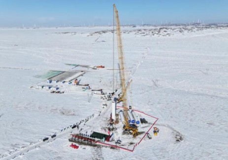 木垒100万千瓦风电项目I标段首台<em>风力发电机</em>组吊装作业顺利启动