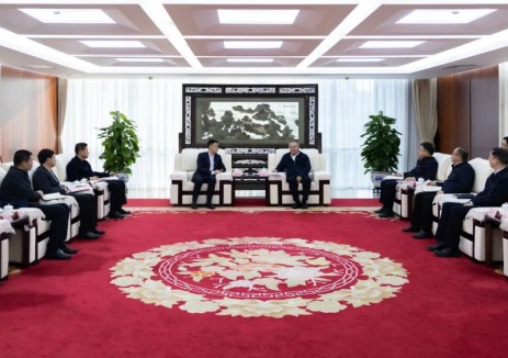 叶向东与营口市委书记姚华明举行会谈