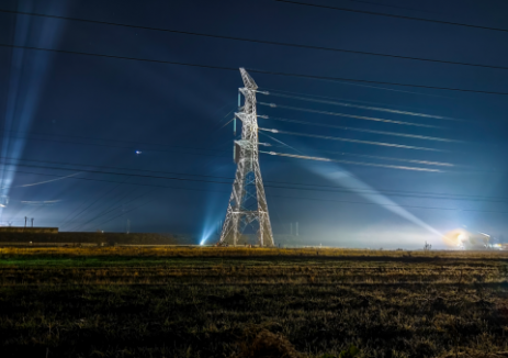 打通关键通道！汉中750千伏变电站330千伏送出工程成功跨越西成高铁