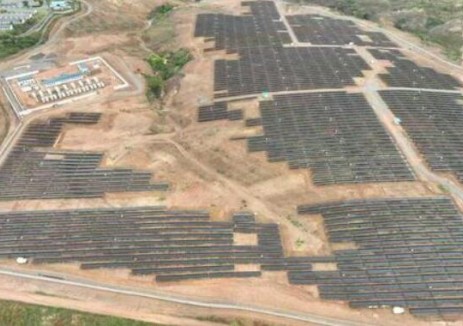 刚果（金）刚波夫光储柴微电网项目投产送电