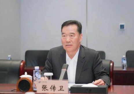 張傳衛與中國華能集團有限公司董事長、黨組書記溫樞剛座談