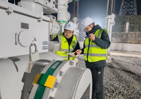 齐岳山风电场一期改造项目外送线路及升压站倒送电一次成功