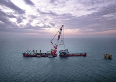 龙源电力海南东方CZ8海上风电项目220千伏海上升压站安装完成