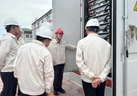 华驰动能飞轮储能技术助力“国际领先”——“现货市场下多形式先进复合储能智能协同控制技术”复合储能项目通过鉴定