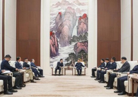 溫樞剛會見上海電氣董事長吳磊，加強新能源、電力裝備等領域合作