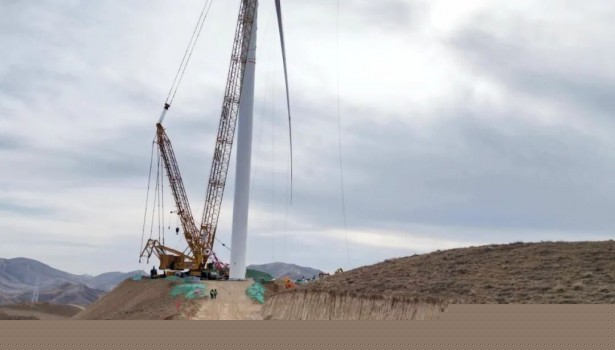 助力全国首个绿电聚合数据中心试点项目，中<em>船</em>科技首吊告捷