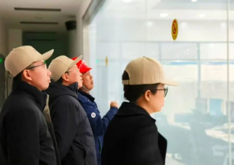 <em>兰州</em>大学校长、中国科学院院士杨勇平赴首航敦煌100MW熔盐塔式光热电站考察调研