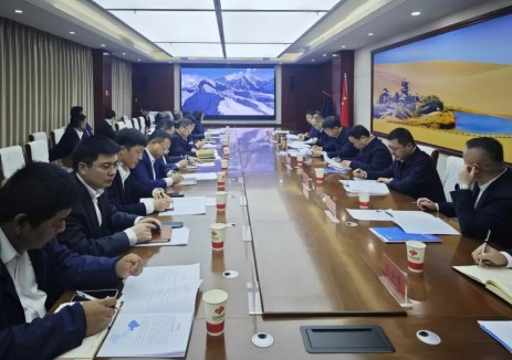 围绕新型能源体系构建，罗必雄与甘肃酒泉市委书记王立奇会谈