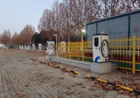 石家庄城发投集团所属供热集团承宏公司完成石家庄东站东侧停车场充电桩建设