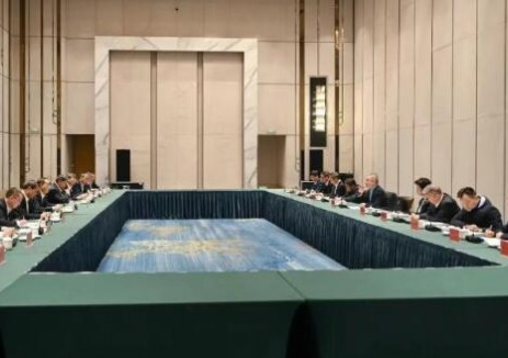 中國中車集團黨委書記、董事長孫永才與湖南省委書記沈曉明座談交流