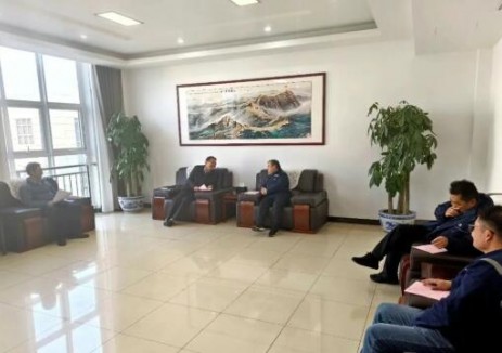 山水重鋼公司黨委書記、董事長王虎祥帶隊走訪武漢華電與中煤華中公司