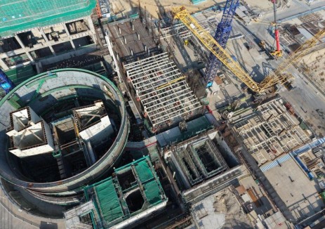 陆丰核电1号机组附属厂房首个一体化模块吊装完成